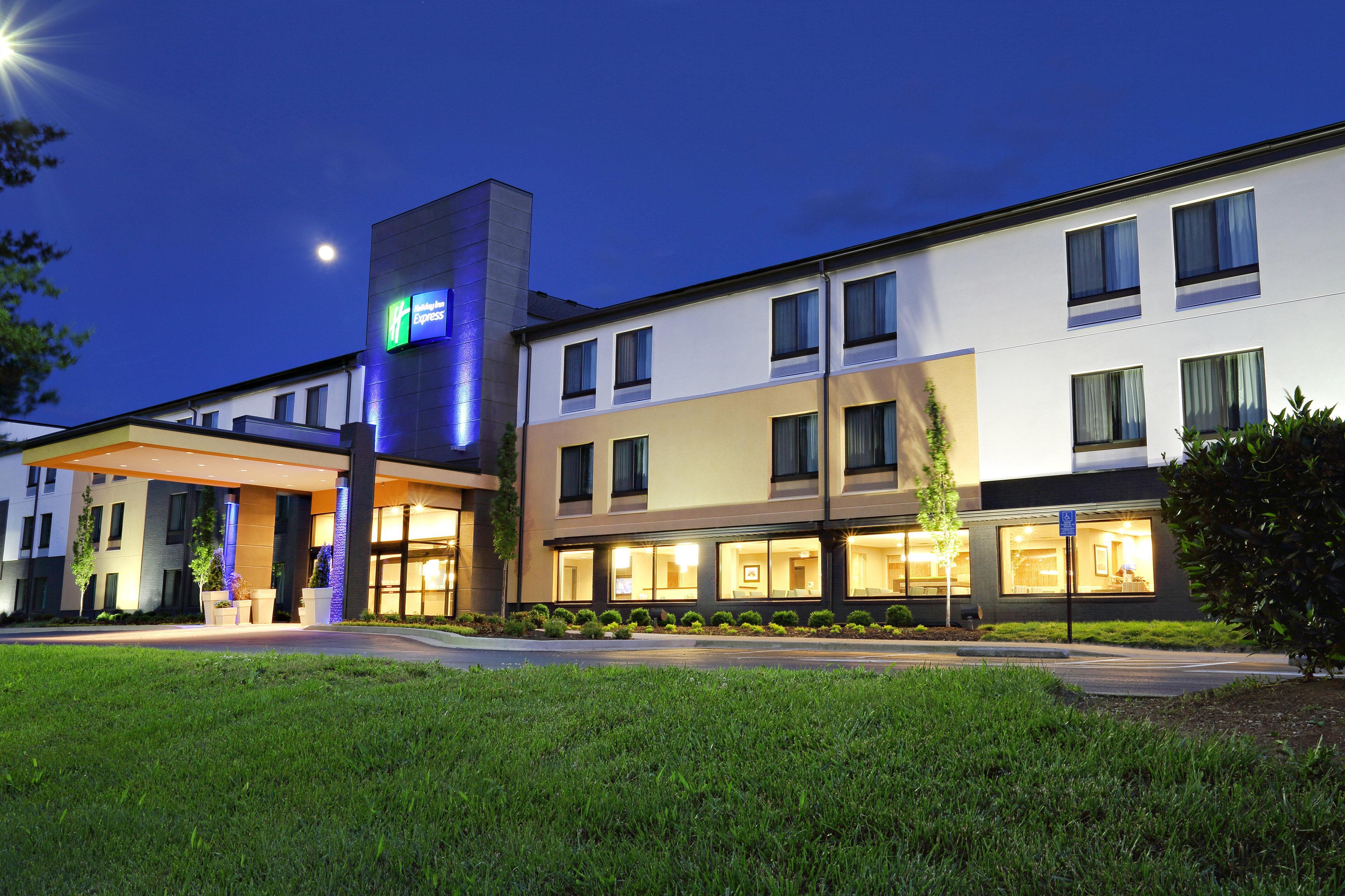 Holiday Inn Express Brentwood-South Cool Springs By Ihg Exteriör bild