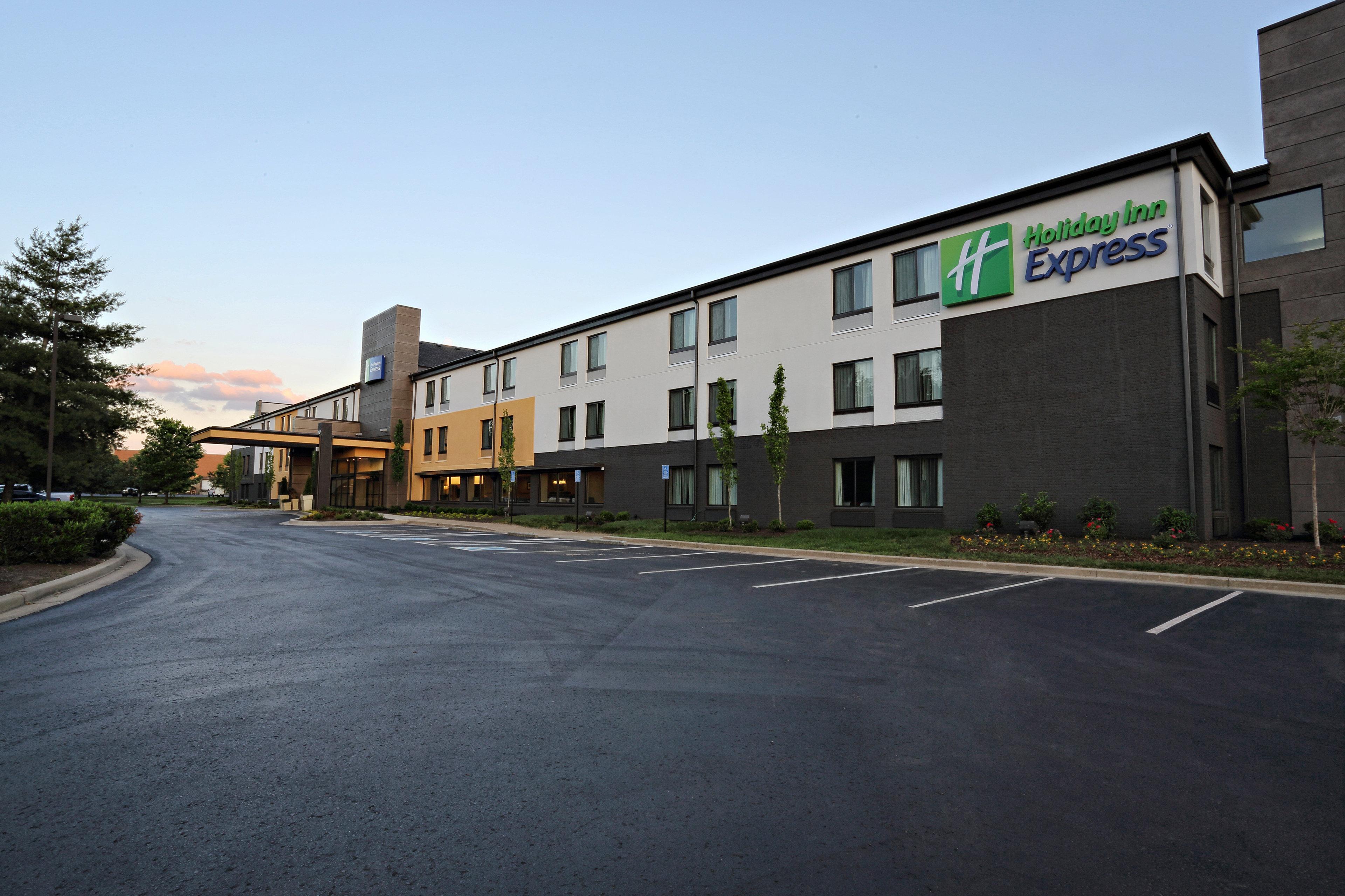 Holiday Inn Express Brentwood-South Cool Springs By Ihg Exteriör bild
